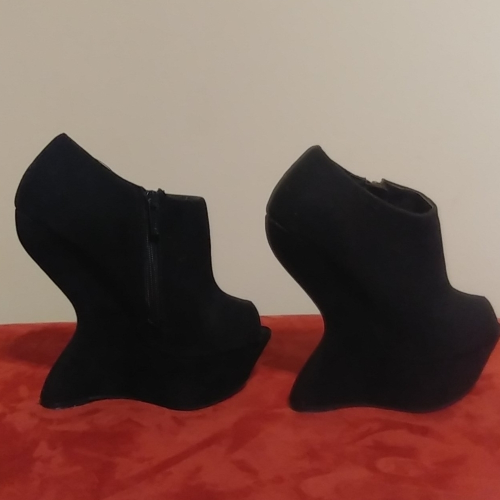 Velvet peep toe wedges